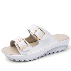 Summer Woman Slippers Fashion Soft bottom comfortable Women Sandals Heels Beach Flip Flops Slippers Black Ladies Shoes